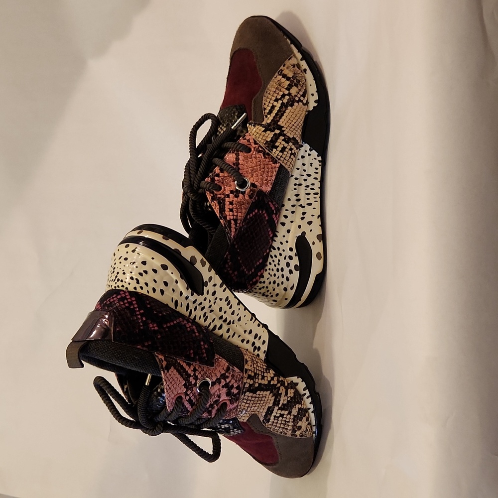 Steve Madden Cliff Woman's Size 7 Multi-Color Snakeskin Pattern Fashion …